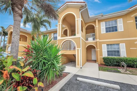 950 Hancock Creek South Boulevard #524