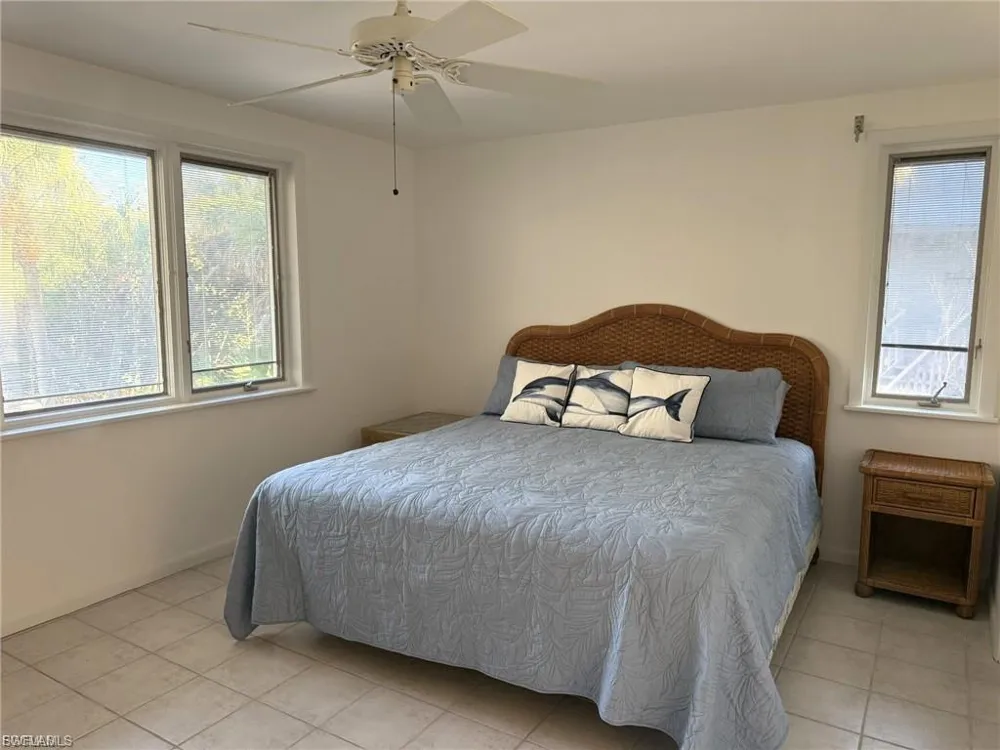 484 Gulf Bend Drive Captiva, FL 33924