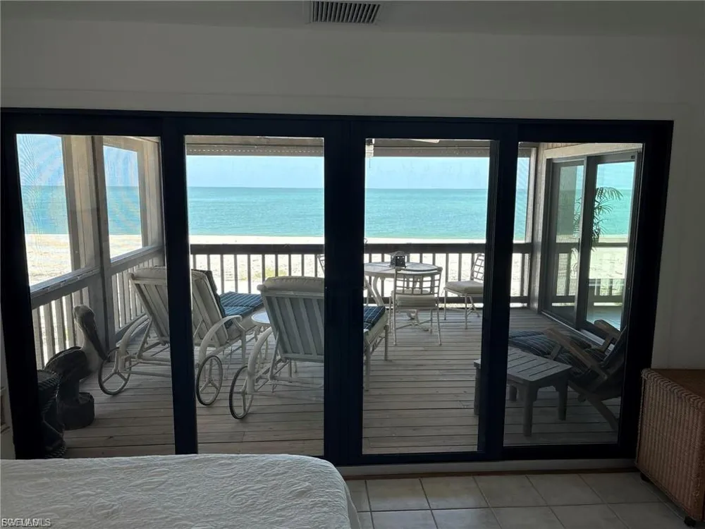 484 Gulf Bend Drive Captiva, FL 33924