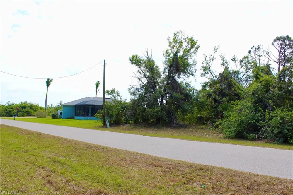 118 Cable Drive Rotonda West, FL 33947