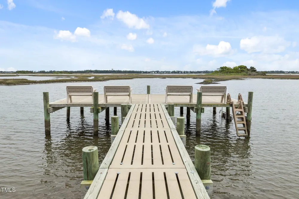 121 Fawn Creek Court Cedar Point, NC 28584