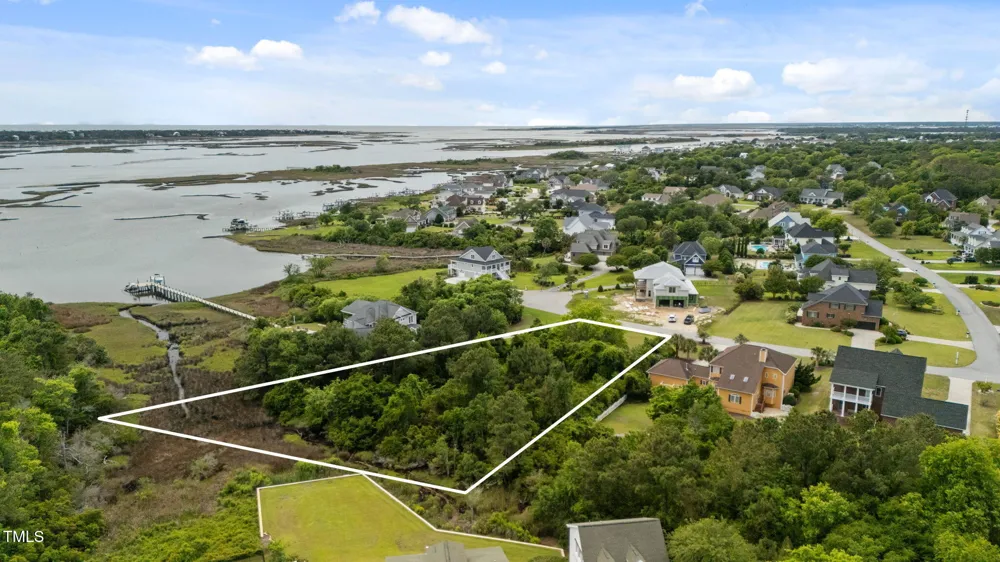 121 Fawn Creek Court Cedar Point, NC 28584