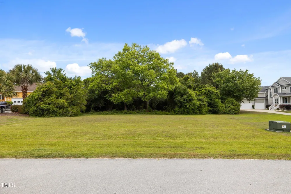 121 Fawn Creek Court Cedar Point, NC 28584