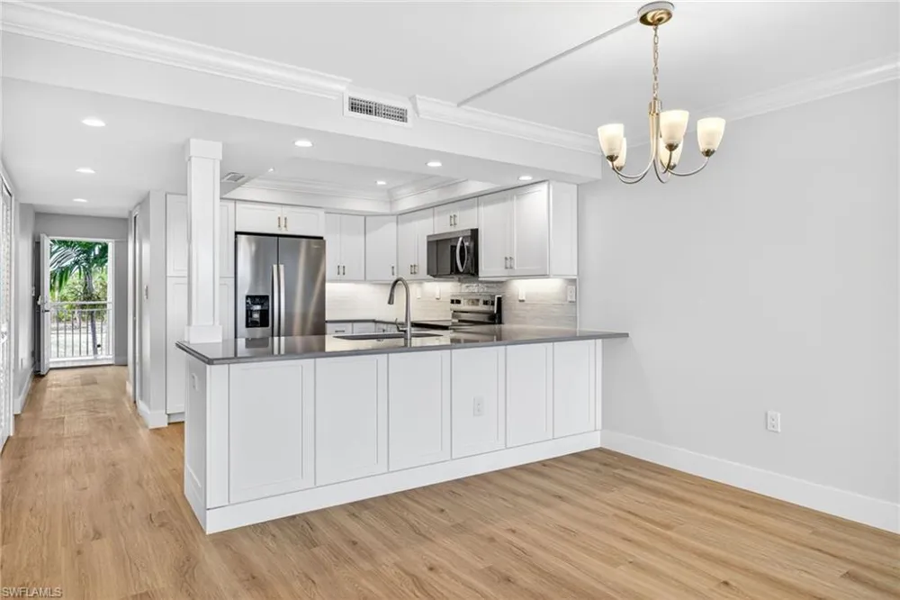 2311 W Gulf Drive #13 Sanibel, FL 33957