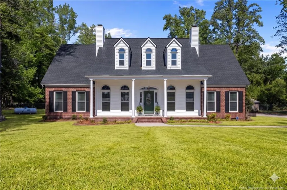 1096 Dean Road St. Pauls, NC 28384
