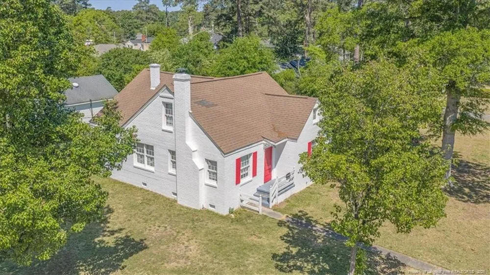 2201 N McMillan Ave Lumberton, NC 28358
