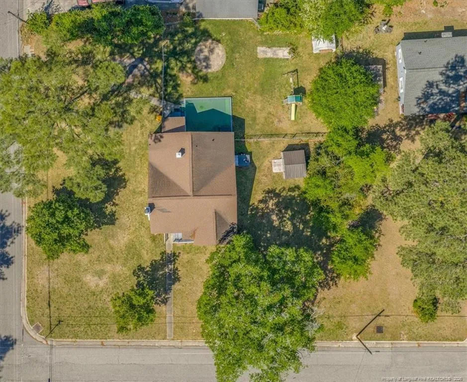 2201 N McMillan Ave Lumberton, NC 28358