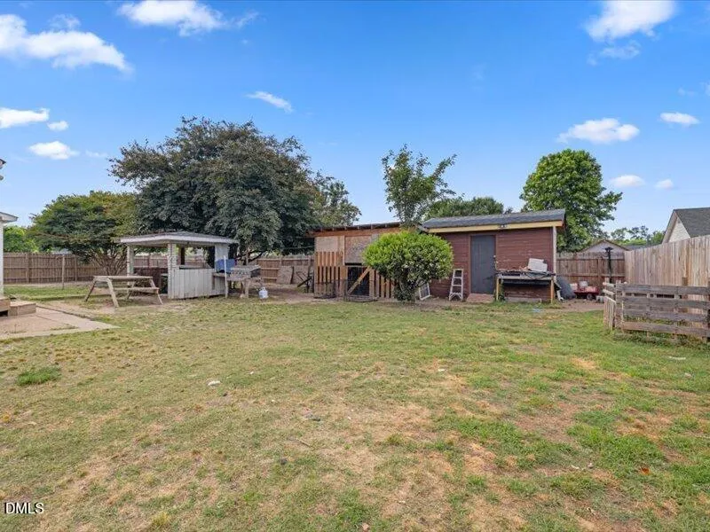 113 Shadow Bend Lane Selma, NC 27576