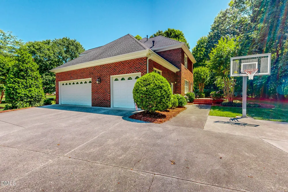 355 Denada Path Roxboro, NC 27574