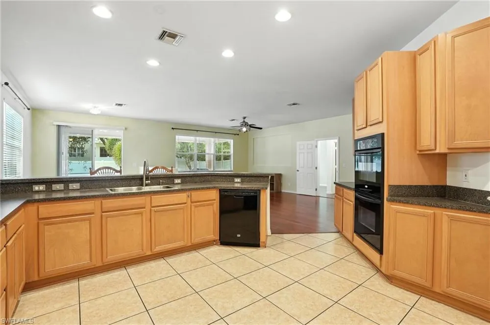 10043 Winding River Road Punta Gorda, FL 33950
