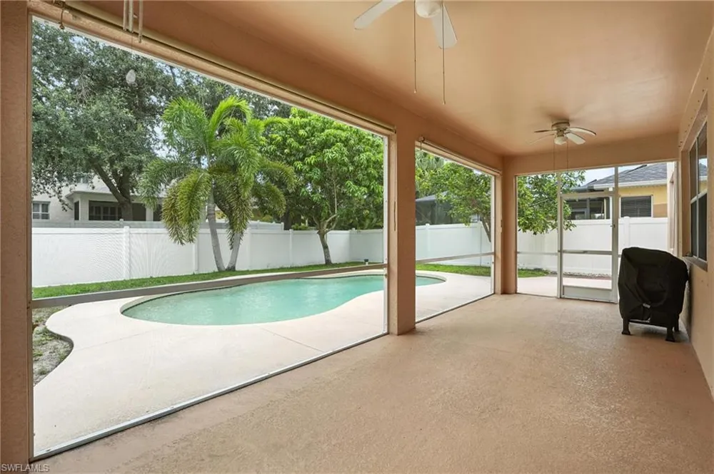 10043 Winding River Road Punta Gorda, FL 33950