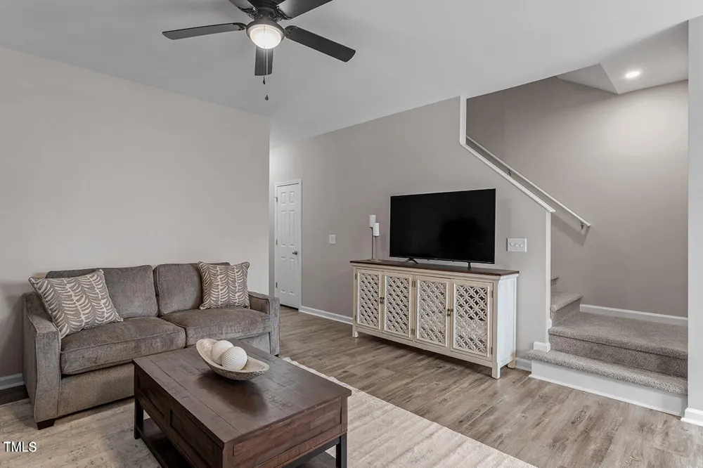 878 John Street Clayton, NC 27520
