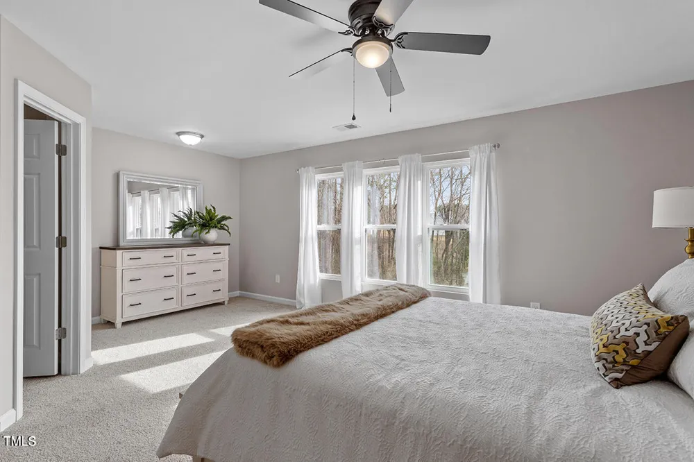 878 John Street Clayton, NC 27520
