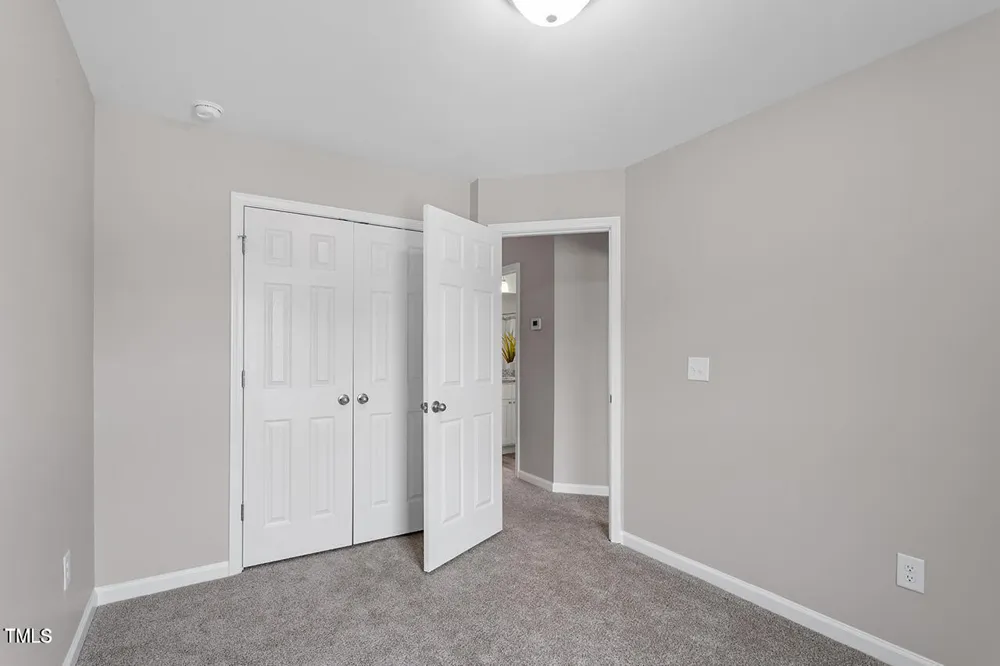 878 John Street Clayton, NC 27520