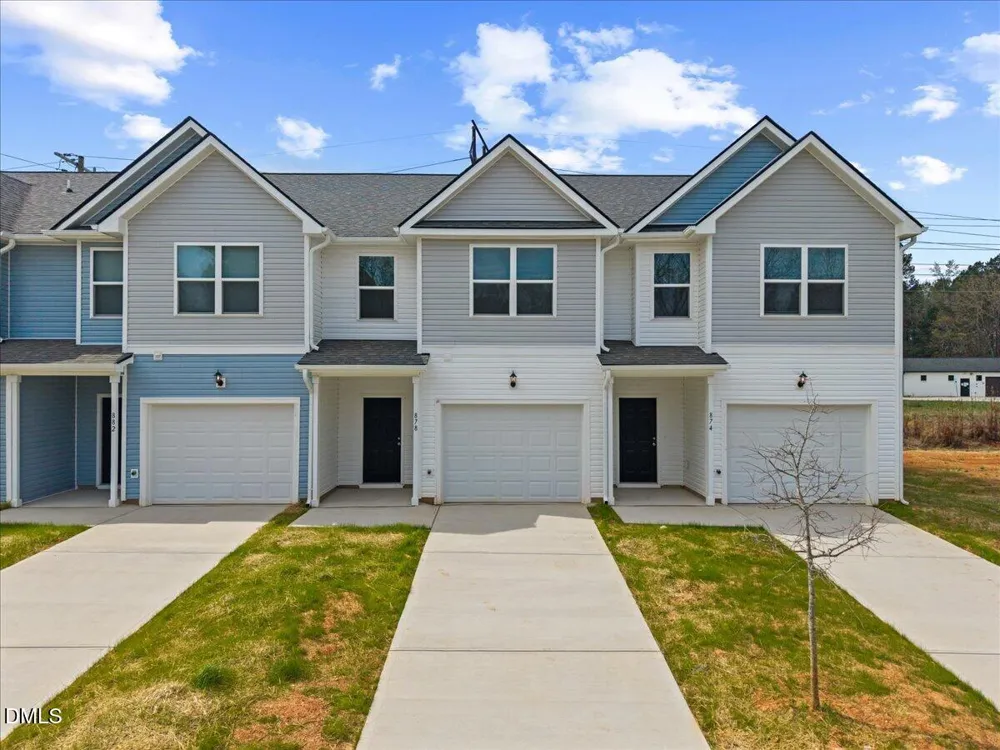 878 John Street Clayton, NC 27520