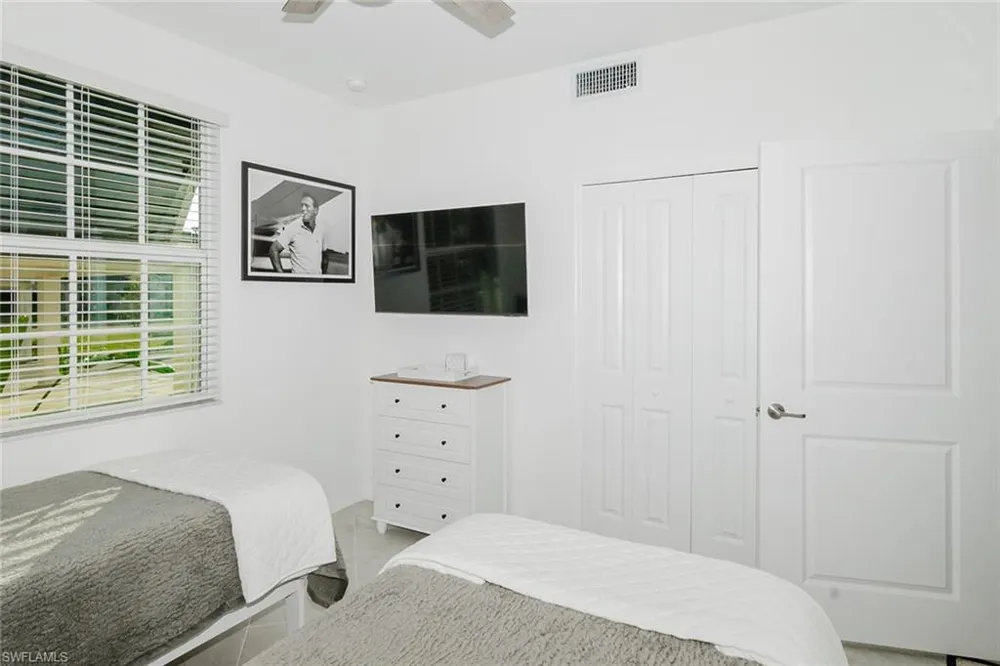 15375 GREEN ACRES AVENUE #2211 Punta Gorda, FL 33982