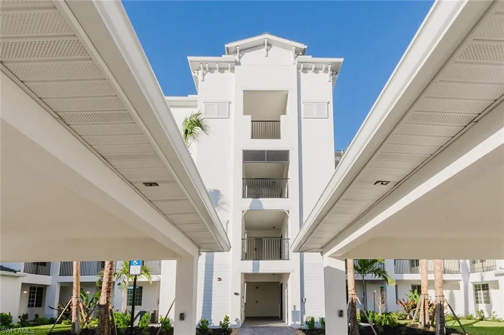 15375 GREEN ACRES AVENUE #2211 Punta Gorda, FL 33982