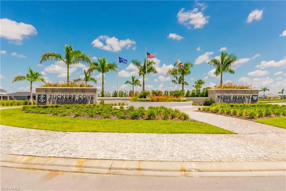 15375 GREEN ACRES AVENUE #2211 Punta Gorda, FL 33982