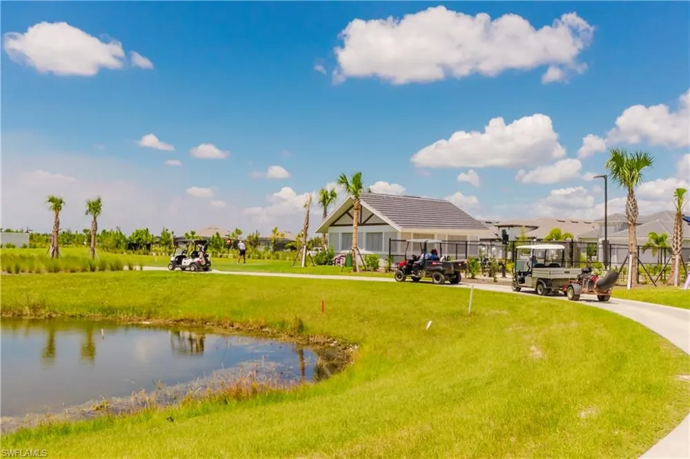 15375 GREEN ACRES AVENUE #2211 Punta Gorda, FL 33982