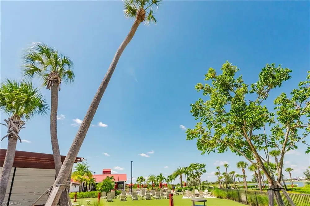 15375 GREEN ACRES AVENUE #2211 Punta Gorda, FL 33982