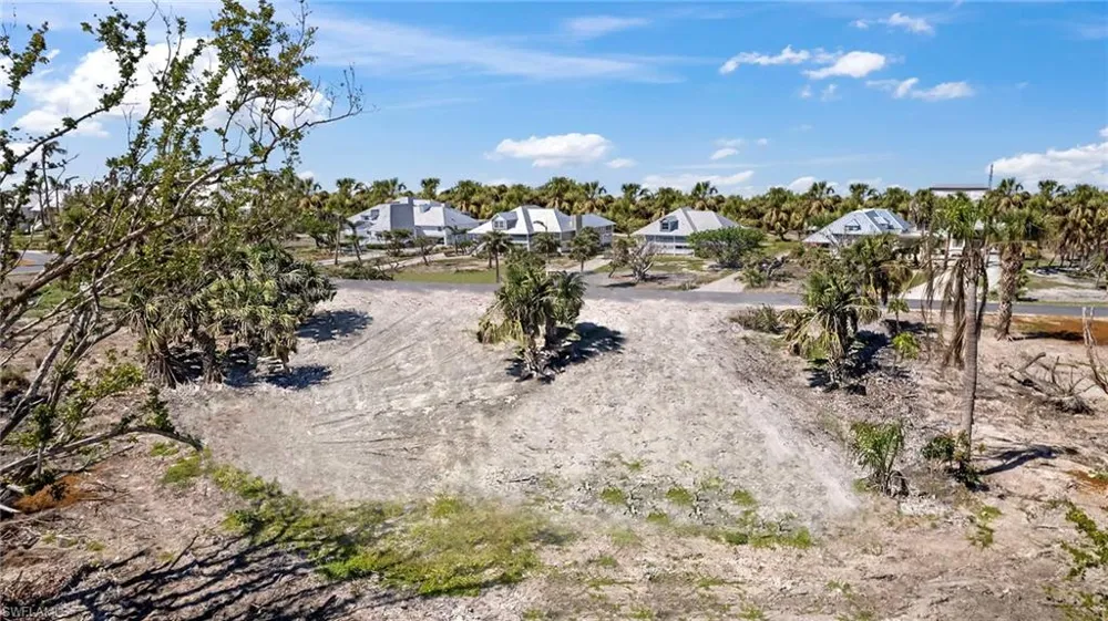 224 Daniel Drive Sanibel, FL 33957