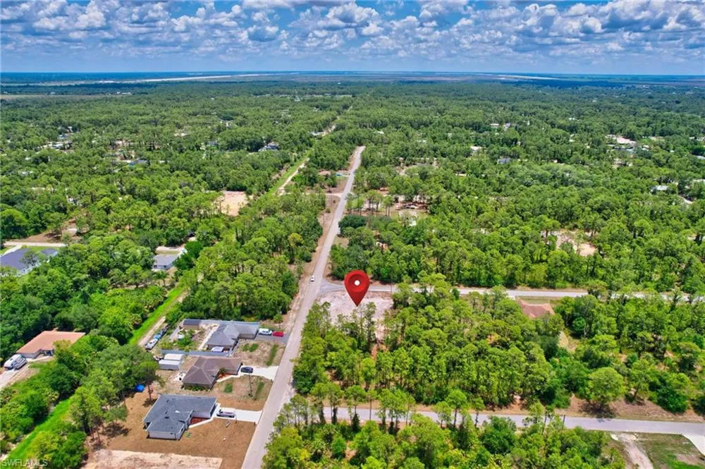 2123 Jefferson Avenue Alva, FL 33920