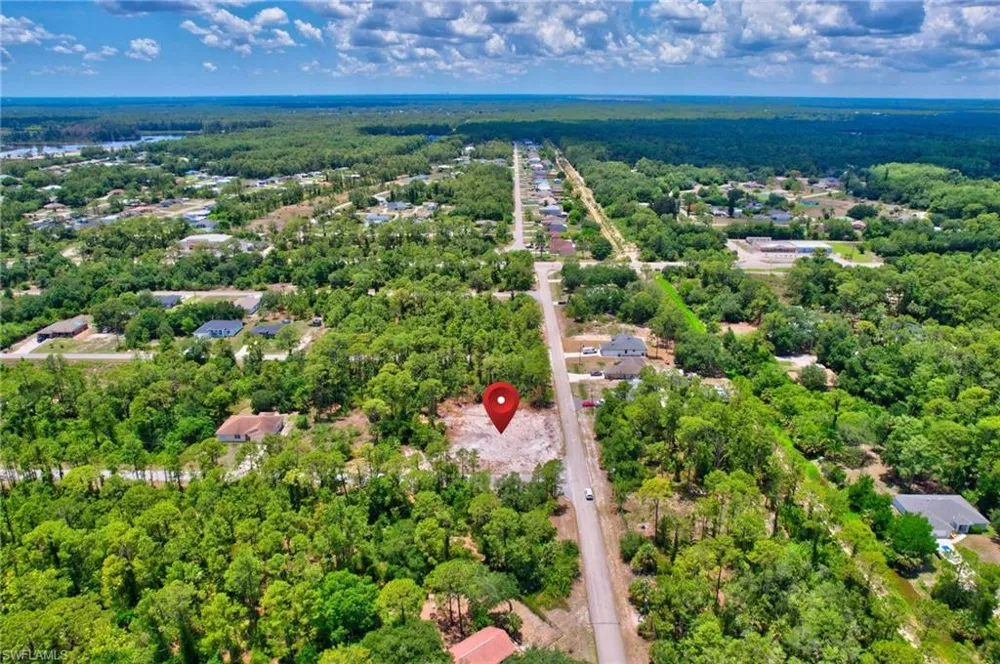 2123 Jefferson Avenue Alva, FL 33920