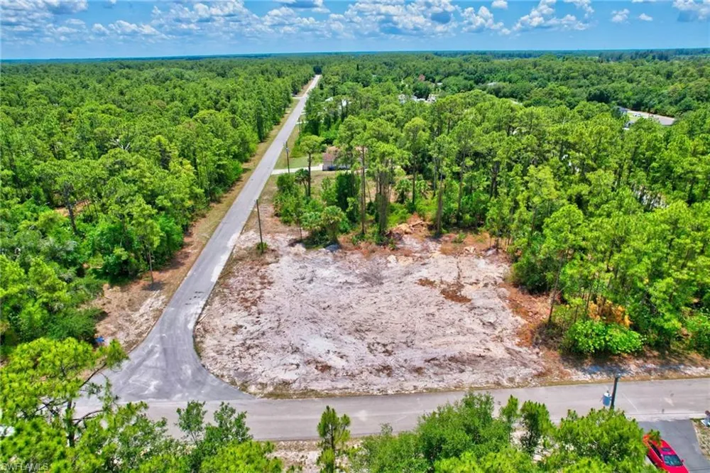 2123 Jefferson Avenue Alva, FL 33920