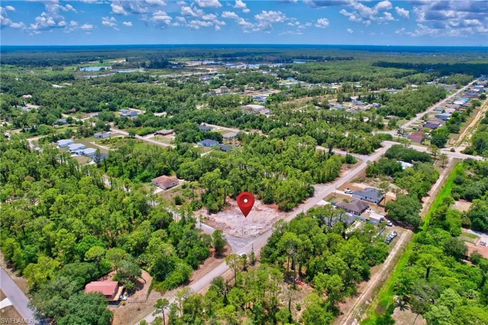 2123 Jefferson Avenue Alva, FL 33920