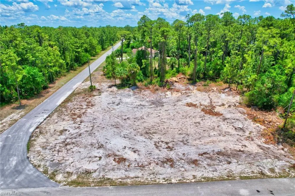 2123 Jefferson Avenue Alva, FL 33920