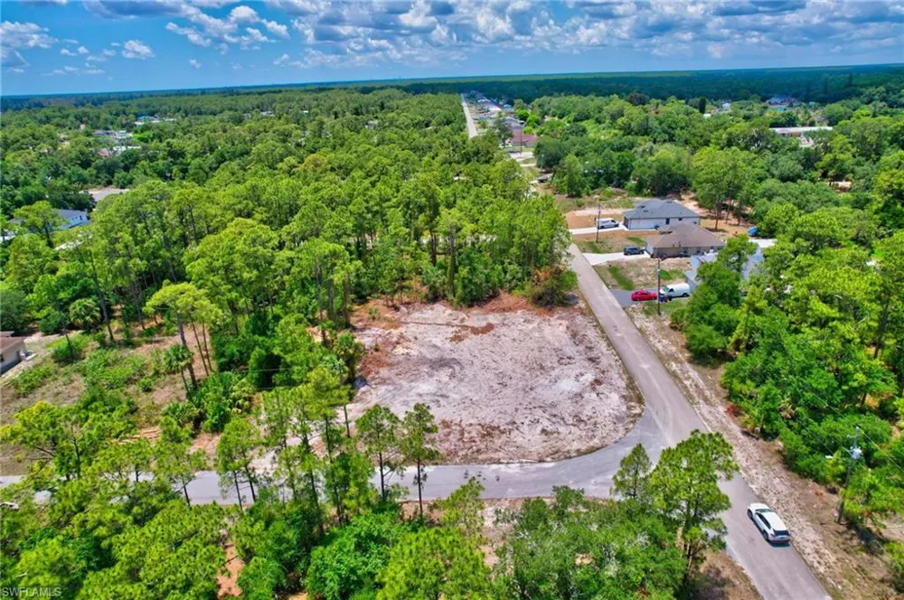 2123 Jefferson Avenue Alva, FL 33920