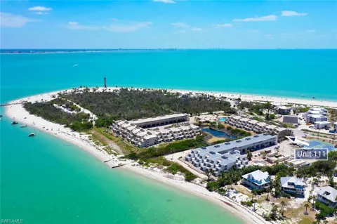 200 Periwinkle Way #111