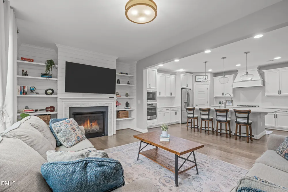 108 Tree Hill Lane Holly Springs, NC 27540