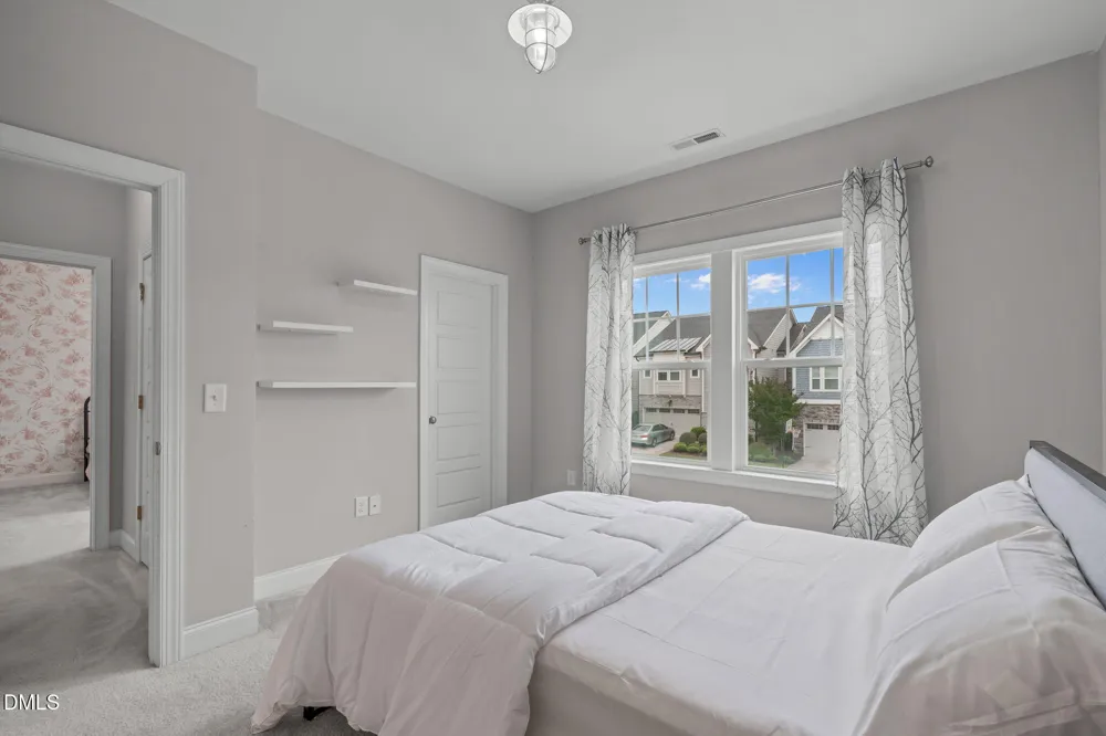 108 Tree Hill Lane Holly Springs, NC 27540