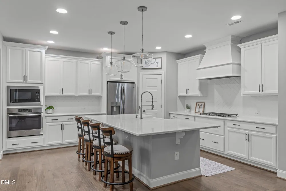108 Tree Hill Lane Holly Springs, NC 27540