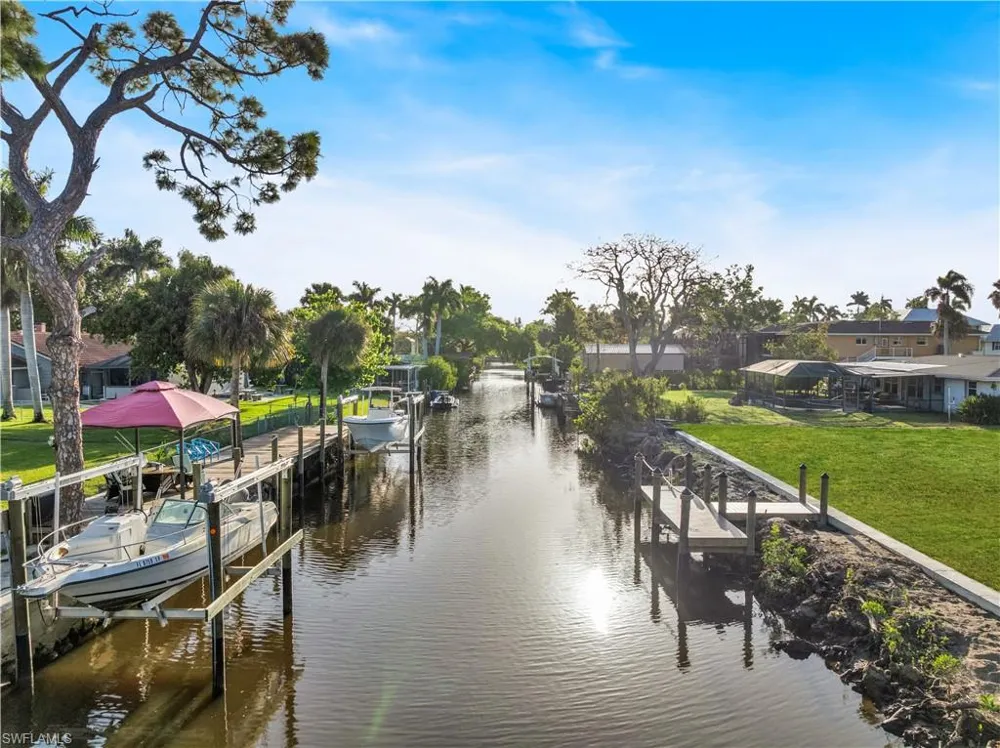 62 Wolcott Drive North Fort Myers, FL 33903