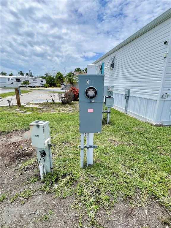 19681 Summerlin 377 Road Fort Myers, FL 33908