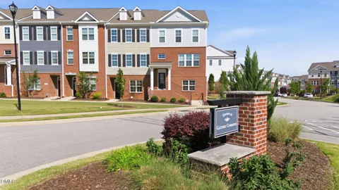 507 Gateway Townes Boulevard