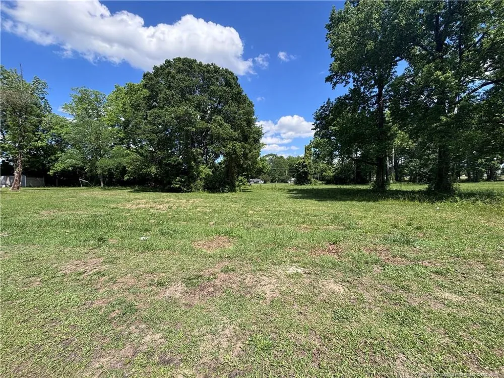 305 S Seneca Street Lumberton, NC 28358