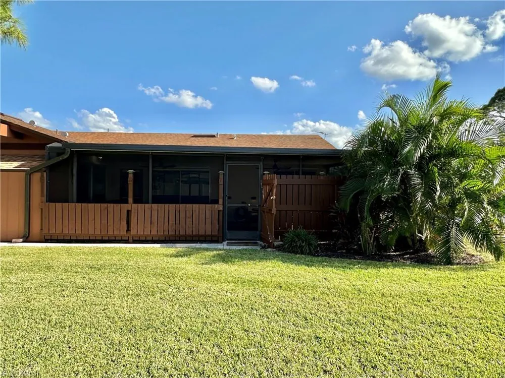 15427 Crystal Lake Drive North Fort Myers, FL 33917