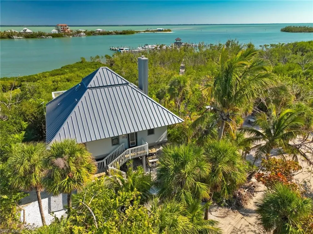 4490 Harbor Bend Drive Upper Captiva, FL 33924