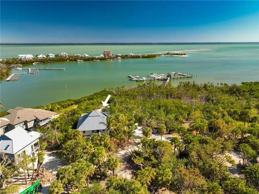4490 Harbor Bend Drive Upper Captiva, FL 33924