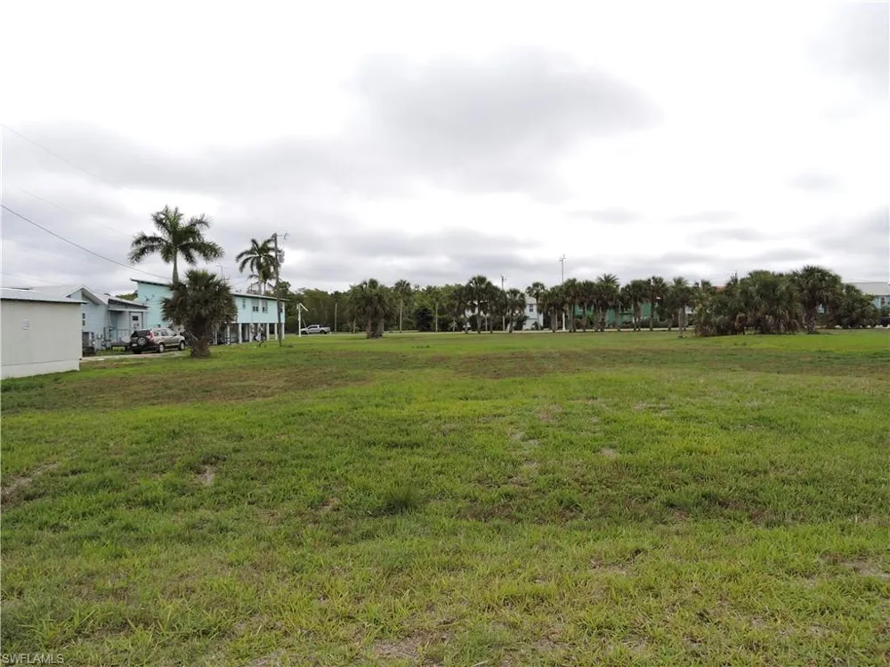 508 Buckner Street Everglades City, FL 34139