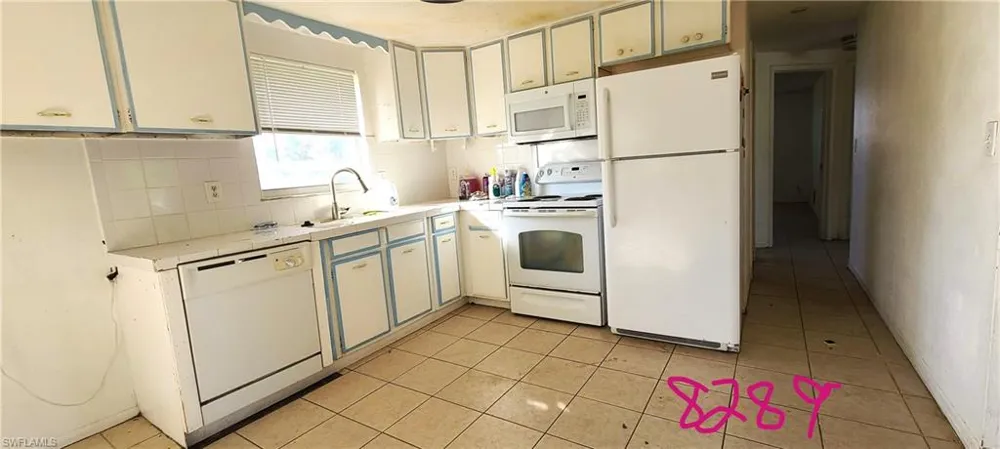 8289 Pelican Road Englewood, FL 34224