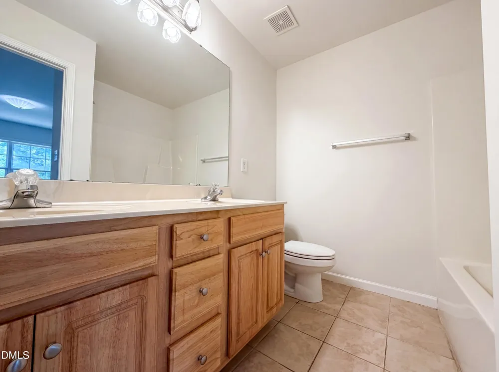42 Sunnyview Lane Clayton, NC 27520