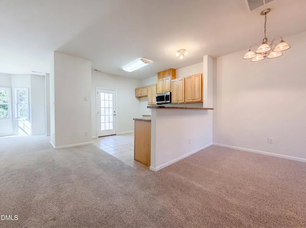 42 Sunnyview Lane Clayton, NC 27520