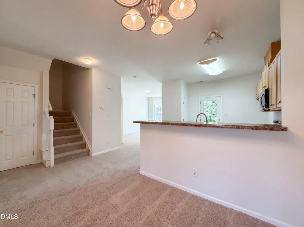 42 Sunnyview Lane Clayton, NC 27520