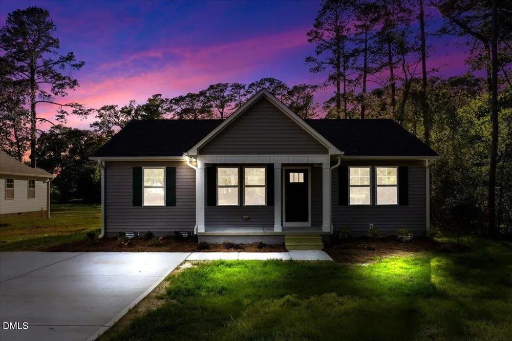 305 West Street Roseboro, NC 28382