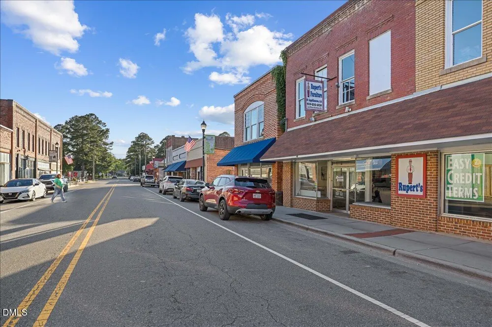 305 West Street Roseboro, NC 28382