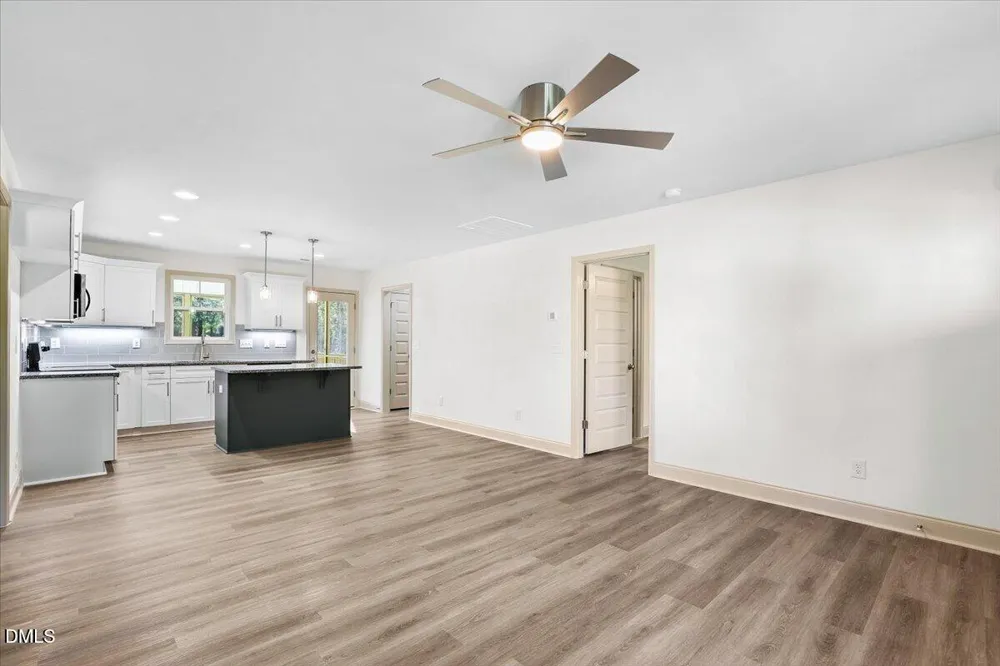305 West Street Roseboro, NC 28382